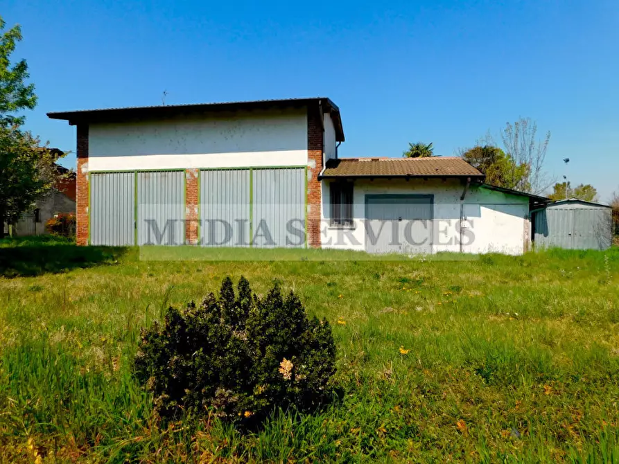 Immagine 22 di Casa indipendente in vendita  in via Vittorio Veneto n° 6 a Gropello Cairoli