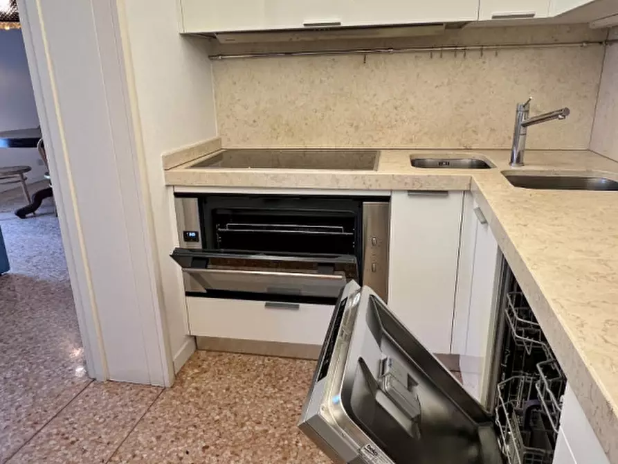 Immagine 10 di Appartamento in affitto  in Contrà Apolloni a Vicenza