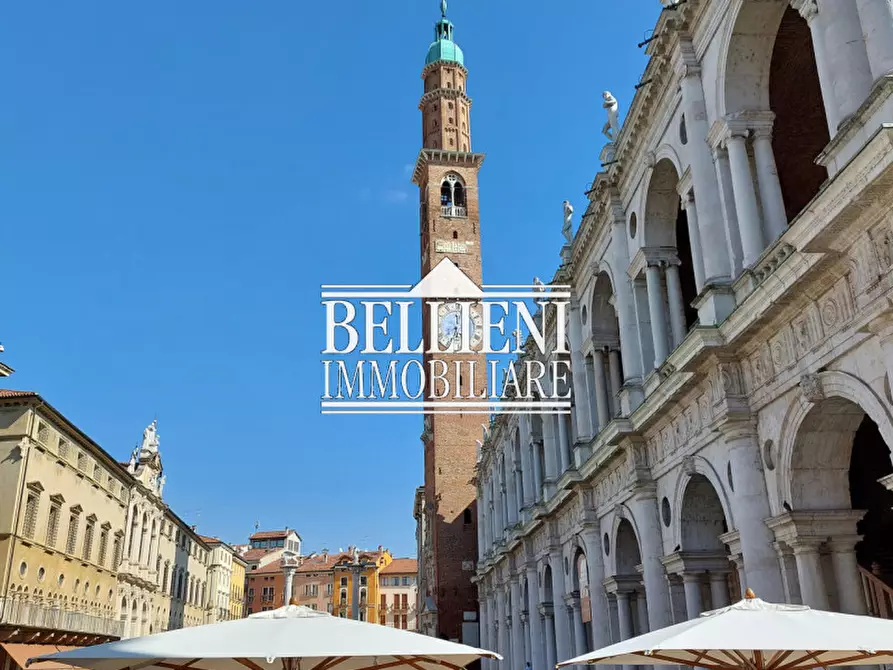 Immagine 5 di Negozio in affitto  in Piazza dei Signori a Vicenza