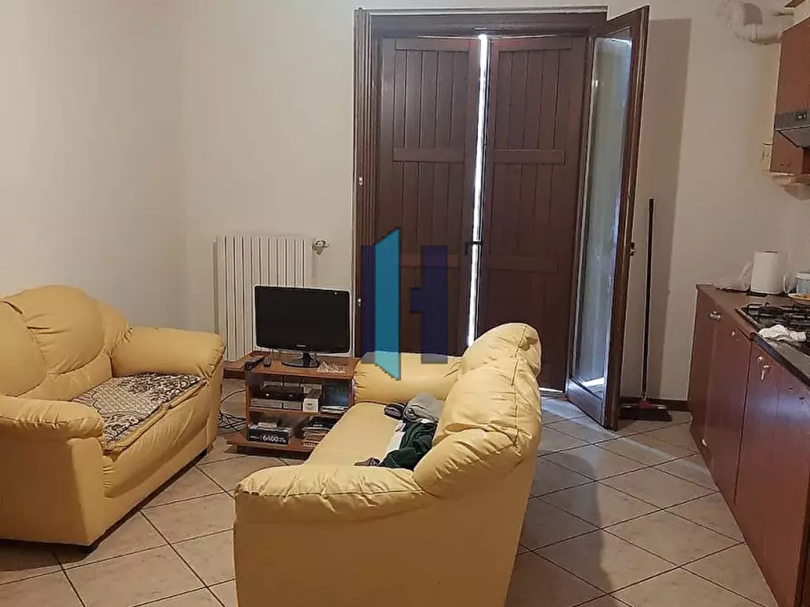 Immagine 1 di Appartamento in vendita  in PIAZZA CADUTI a Calvisano