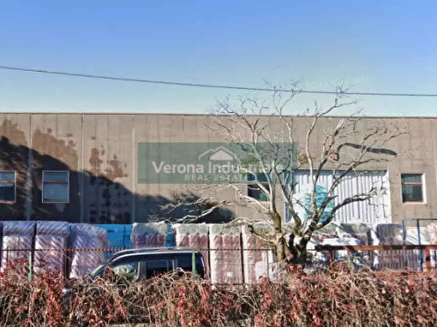 Immagine 2 di Capannone industriale in vendita  in via edison 9 a Sommacampagna