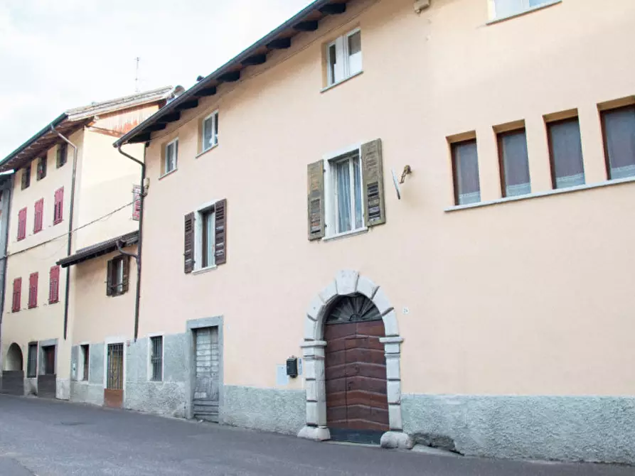 Immagine 17 di Appartamento in vendita  in Via Trento, n.24 a Malè