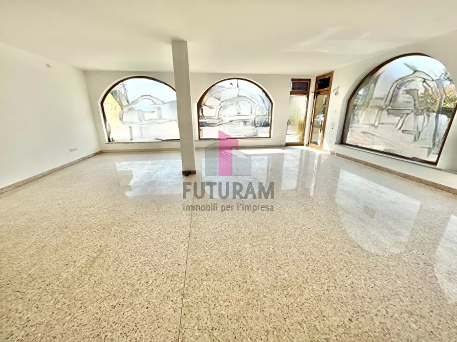 Immagine 5 di Negozio in affitto  in via bellodo a Marostica