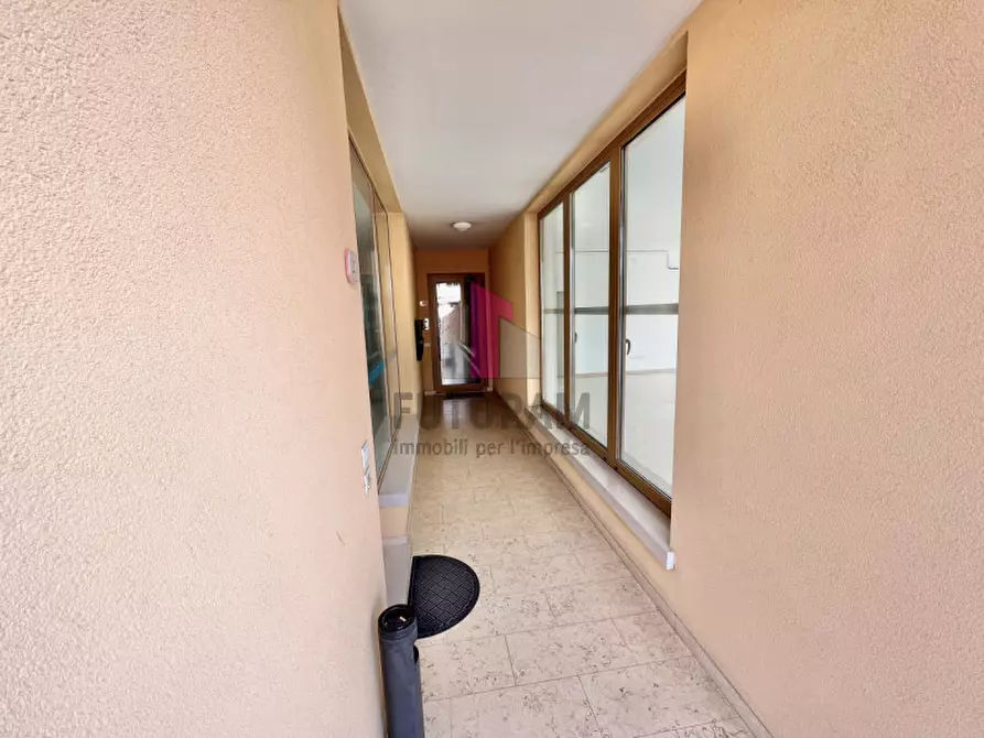 Immagine 20 di Negozio in affitto  in via bellodo a Marostica