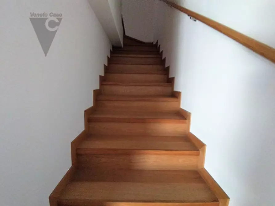 Immagine 6 di Appartamento in vendita  a Padova