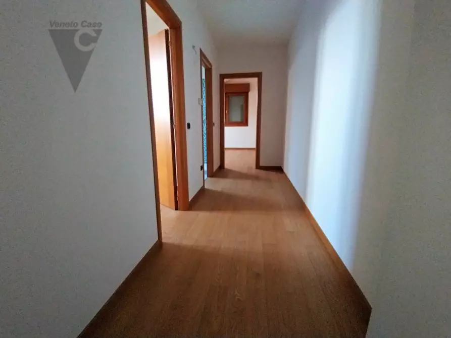 Immagine 7 di Appartamento in vendita  a Padova