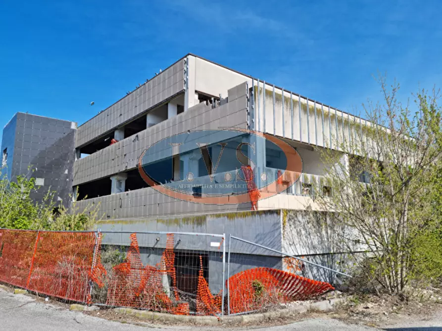 Immagine 3 di Capannone industriale in vendita  a Barbarano Mossano