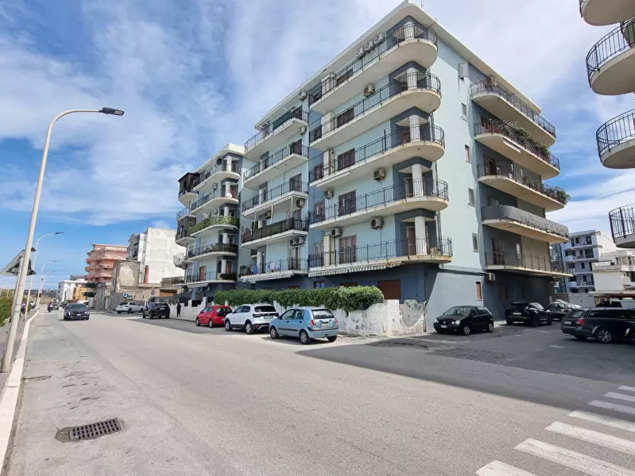 Immagine 1 di Appartamento in vendita  in via spiaggia di ponente a Milazzo