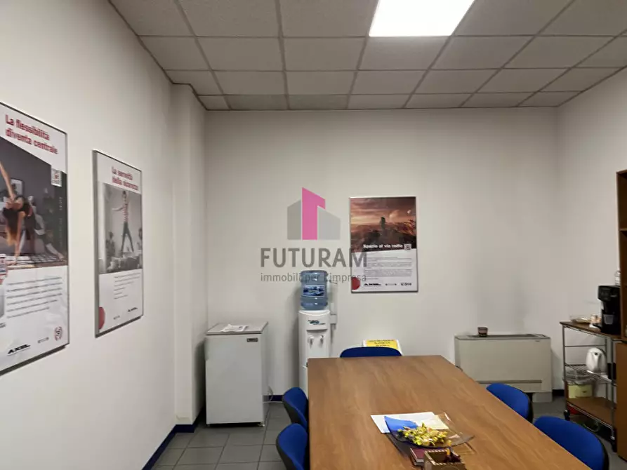 Immagine 8 di Ufficio in affitto  in Statale del Santo 999999 a Limena