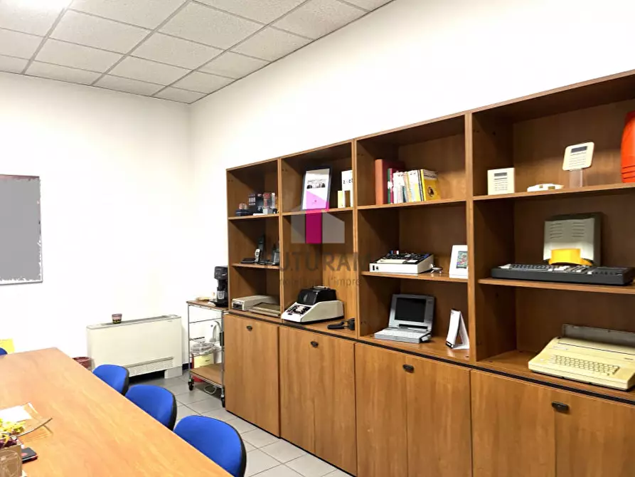 Immagine 10 di Ufficio in affitto  in Statale del Santo 999999 a Limena