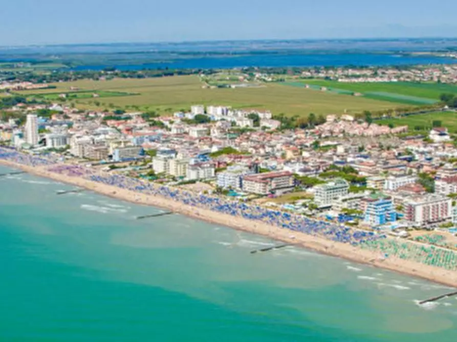 Immagine 7 di Appartamento in vendita  in Piazza Brescia a Jesolo