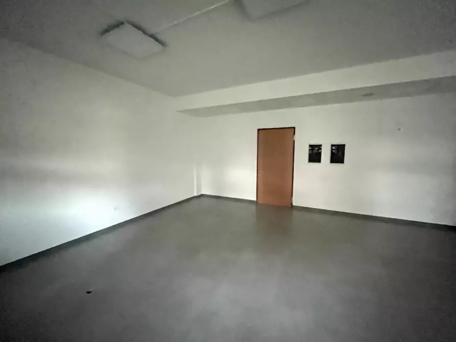 Immagine 21 di Ufficio in affitto  in via camerini a Piazzola Sul Brenta