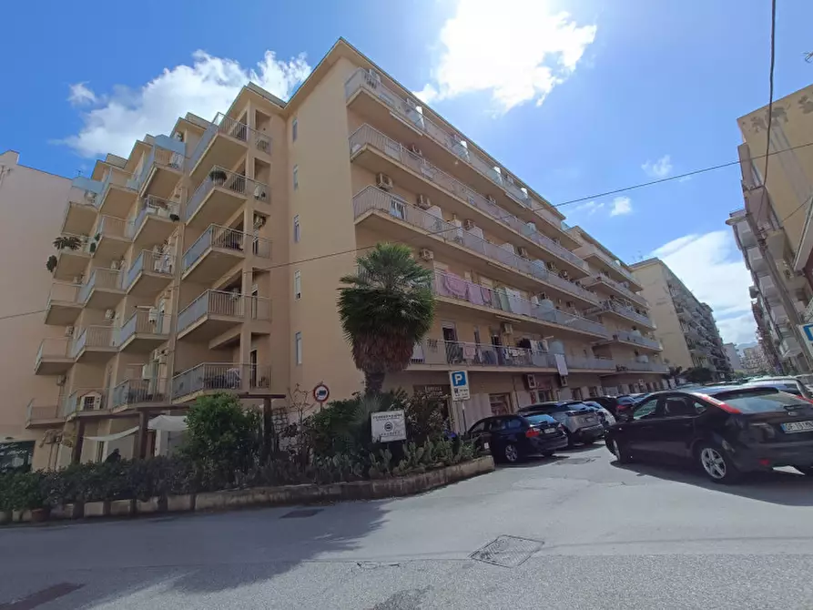 Immagine 1 di Appartamento in vendita  in via colonnello bertè a Milazzo