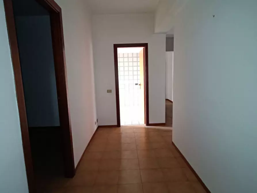 Immagine 4 di Appartamento in vendita  in via colonnello bertè a Milazzo