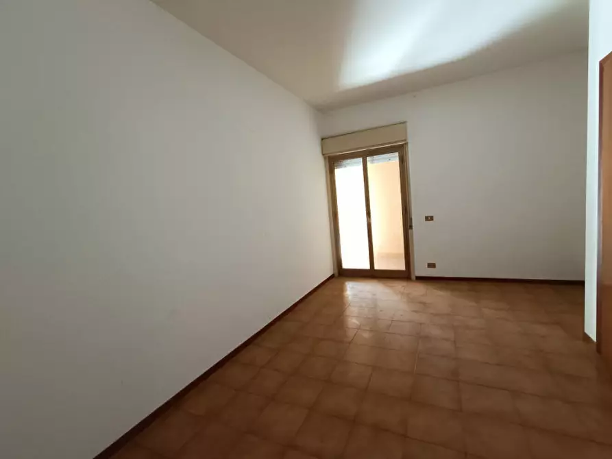 Immagine 12 di Appartamento in vendita  in via colonnello bertè a Milazzo