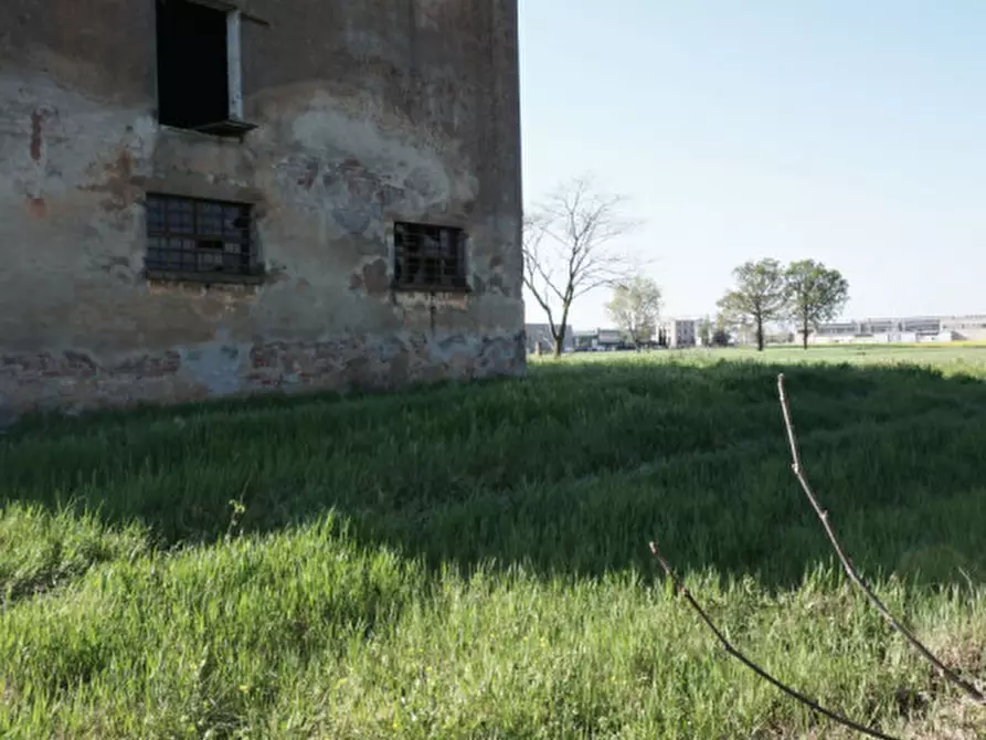 Immagine 11 di Rustico / casale in vendita  in via Don Giovanni Bosco a Sorbolo Mezzani