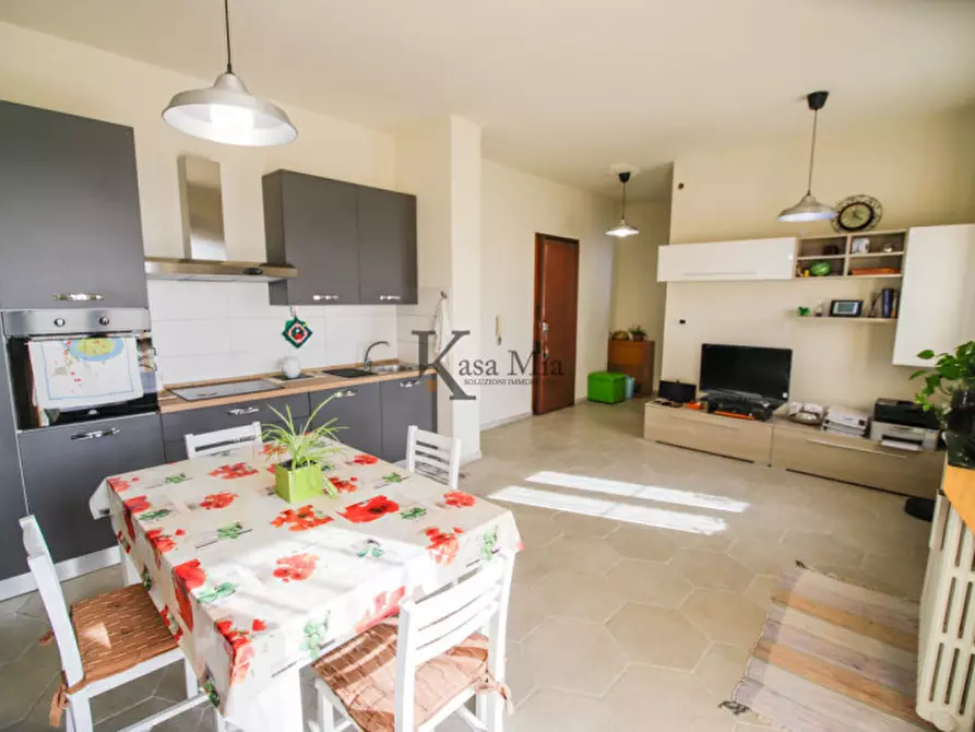 Immagine 2 di Appartamento in vendita  in via umberto I a Foglizzo