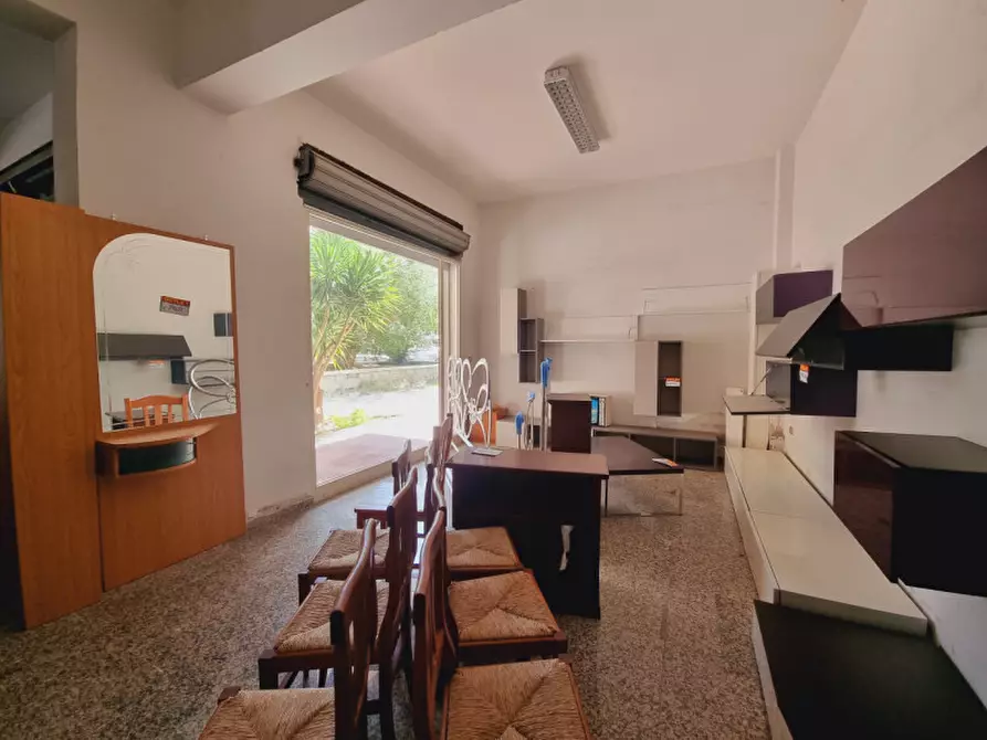 Immagine 4 di Magazzino in vendita  in via padre popieluszko a Pace Del Mela