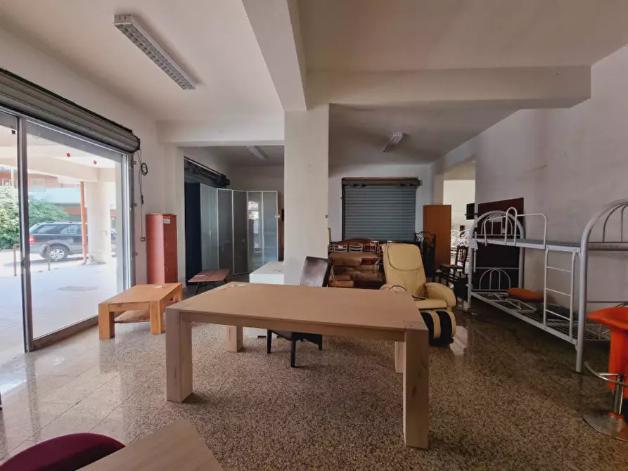 Immagine 7 di Magazzino in vendita  in via padre popieluszko a Pace Del Mela