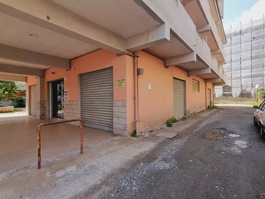 Immagine 8 di Magazzino in vendita  in via padre popieluszko a Pace Del Mela