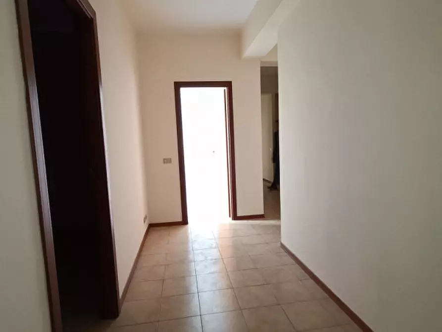 Immagine 3 di Appartamento in vendita  in VIA COLONNELLO BERTE a Milazzo