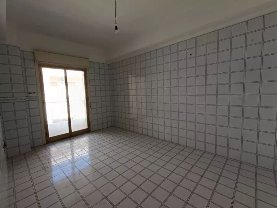 Immagine 4 di Appartamento in vendita  in VIA COLONNELLO BERTE a Milazzo