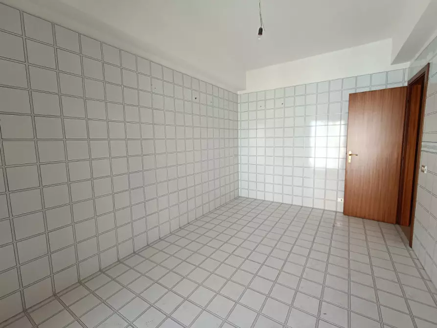 Immagine 5 di Appartamento in vendita  in VIA COLONNELLO BERTE a Milazzo