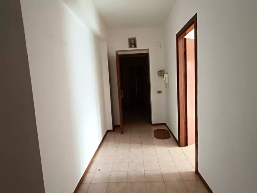 Immagine 8 di Appartamento in vendita  in VIA COLONNELLO BERTE a Milazzo