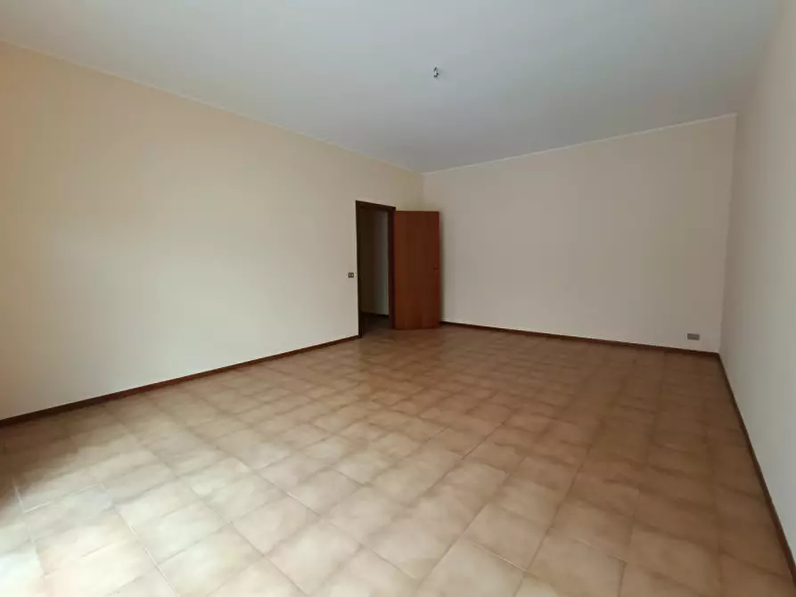 Immagine 5 di Appartamento in vendita  in VIA COLONNELLO BERTE a Milazzo