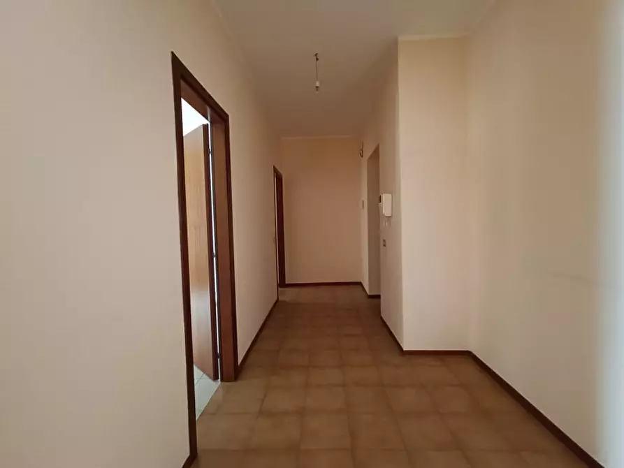 Immagine 8 di Appartamento in vendita  in VIA COLONNELLO BERTE a Milazzo