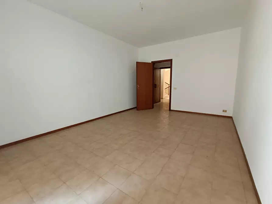 Immagine 7 di Appartamento in vendita  in VIA COLONNELLO BERTE a Milazzo