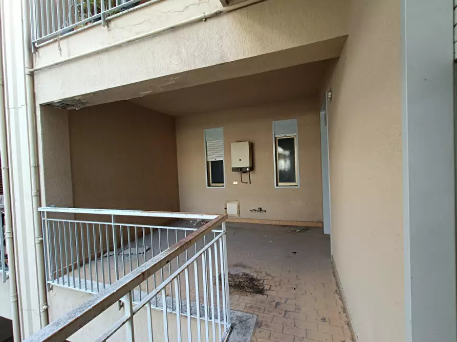 Immagine 6 di Appartamento in vendita  in VIA COLONNELLO BERTE a Milazzo