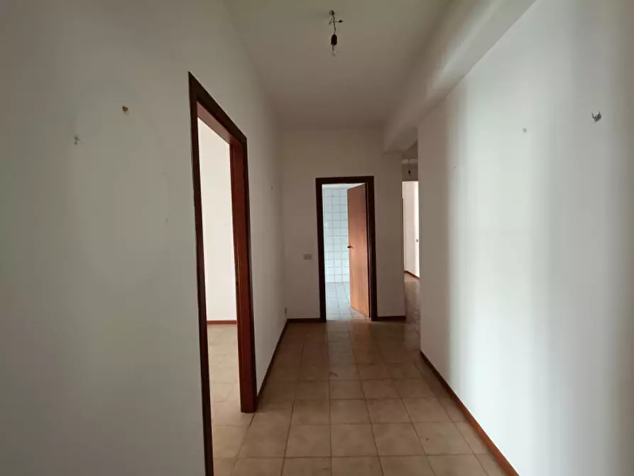 Immagine 4 di Appartamento in vendita  in VIA COLONNELLO BERTE a Milazzo