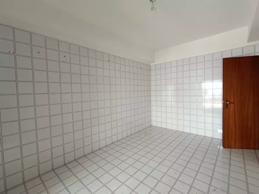 Immagine 8 di Appartamento in vendita  in VIA COLONNELLO BERTE a Milazzo