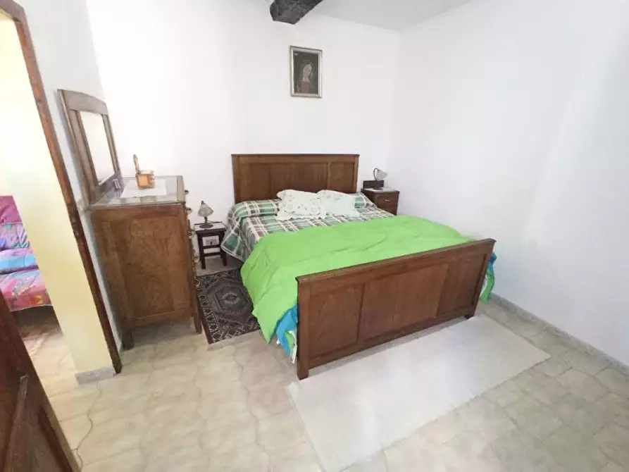 Immagine 12 di Appartamento in vendita  in Via Roma a Castiglione Del Lago