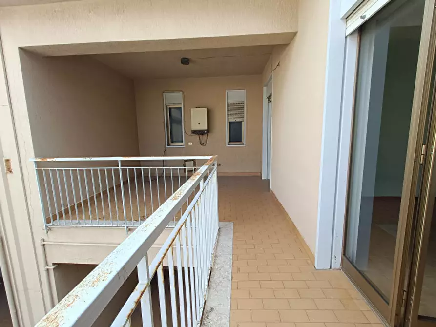 Immagine 6 di Appartamento in vendita  in VIA COLONNELLO BERTE a Milazzo