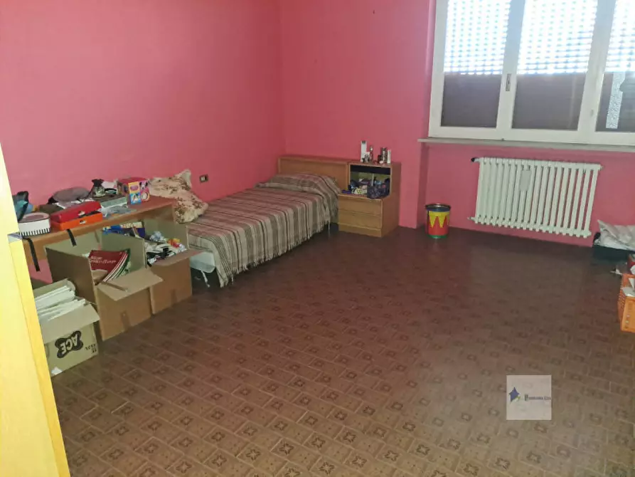 Immagine 38 di Villa in vendita  in Via Ronchi a Robecchetto Con Induno