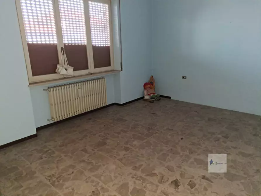 Immagine 39 di Villa in vendita  in Via Ronchi a Robecchetto Con Induno