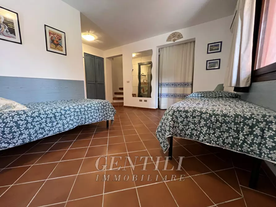 Immagine 12 di Appartamento in vendita  in Cala dei Ginepri a Arzachena