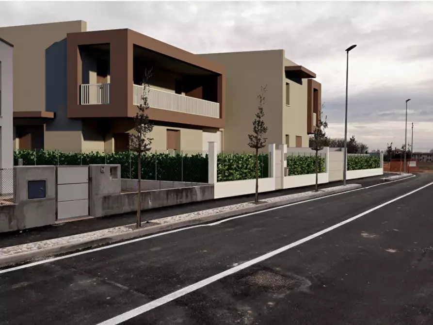 Immagine 4 di Villetta a schiera in vendita  in via Bertina a Loria