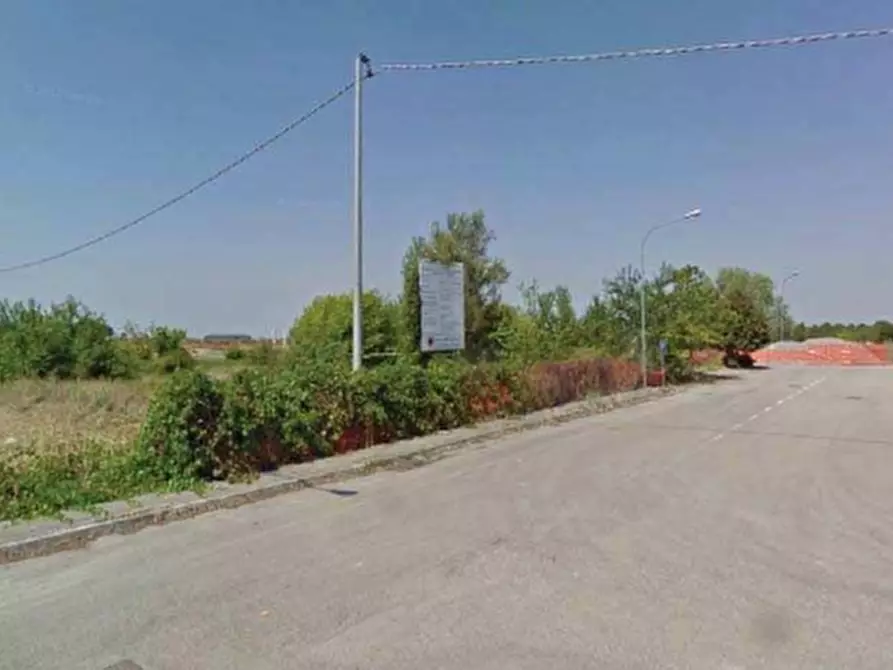 Immagine 2 di Terreno in vendita  in Strada Provinciale 91 a Piacenza D'adige