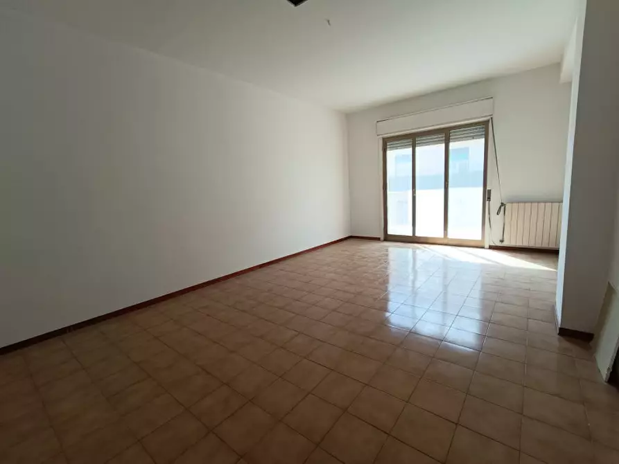 Immagine 4 di Appartamento in vendita  in VIA COLONNELLO BERTE a Milazzo