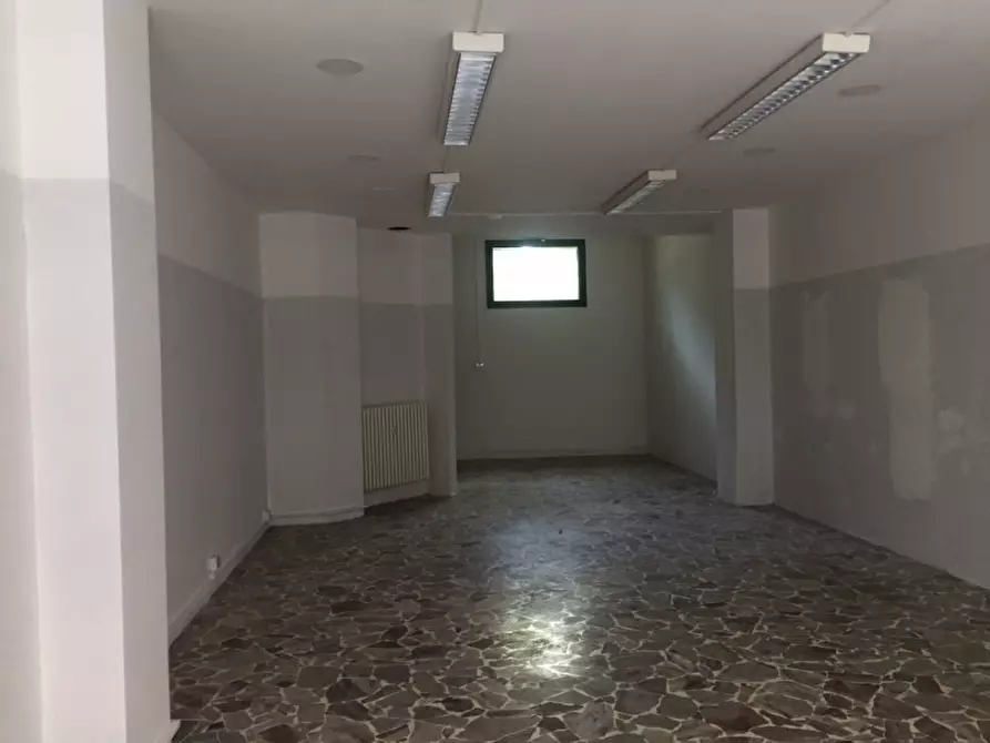 Immagine 3 di Negozio in affitto  in Via Aravecchia n. 17 a Sassuolo