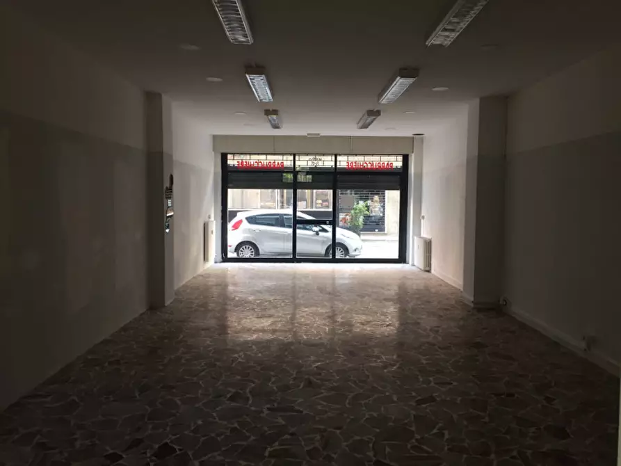 Immagine 4 di Negozio in affitto  in Via Aravecchia n. 17 a Sassuolo