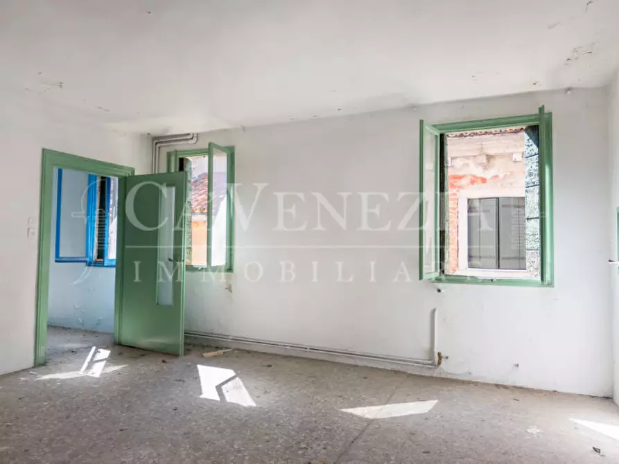 Immagine 1 di Appartamento in vendita  a Venezia