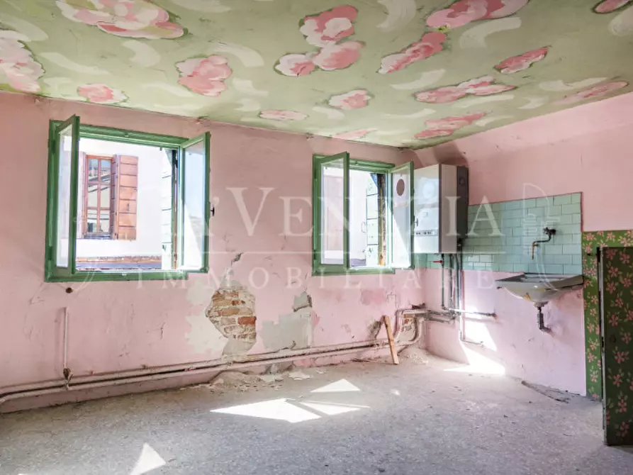 Immagine 9 di Appartamento in vendita  a Venezia