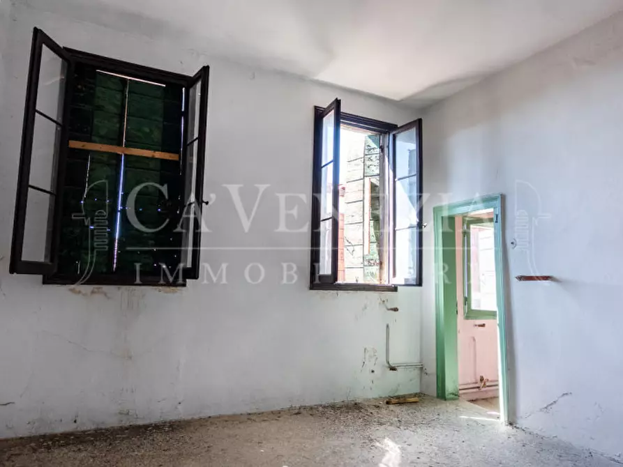 Immagine 13 di Appartamento in vendita  a Venezia