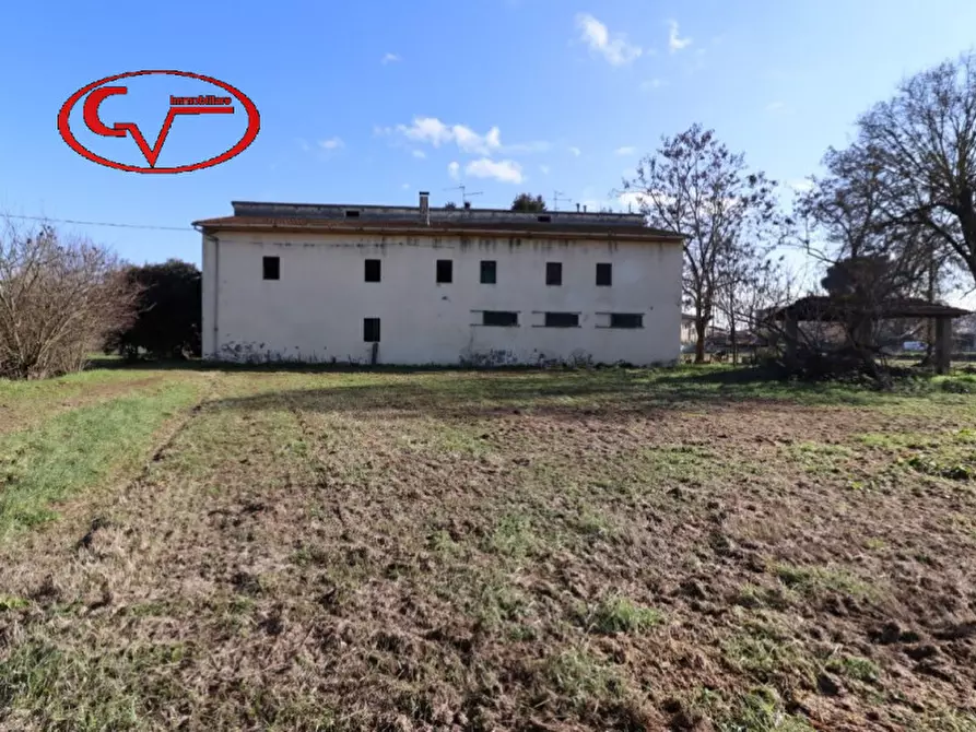 Immagine 1 di Casa indipendente in vendita  in via Chiantigiana a Montevarchi