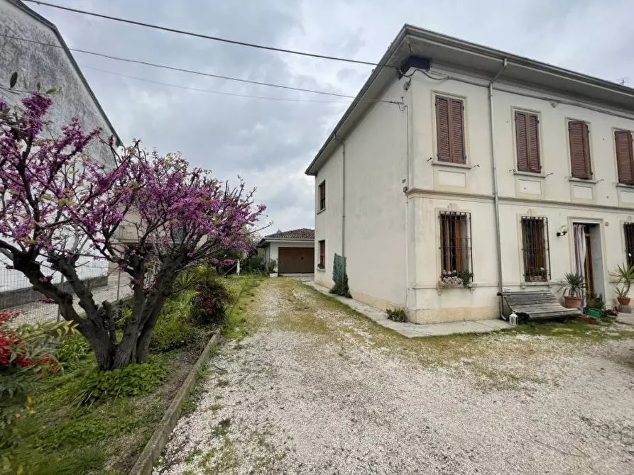 Immagine 25 di Casa indipendente in vendita  a Suzzara