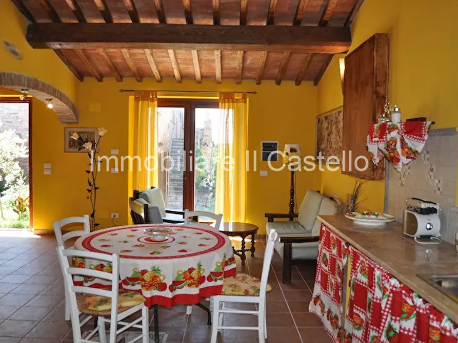 Immagine 4 di Rustico / casale in vendita  a Montepulciano